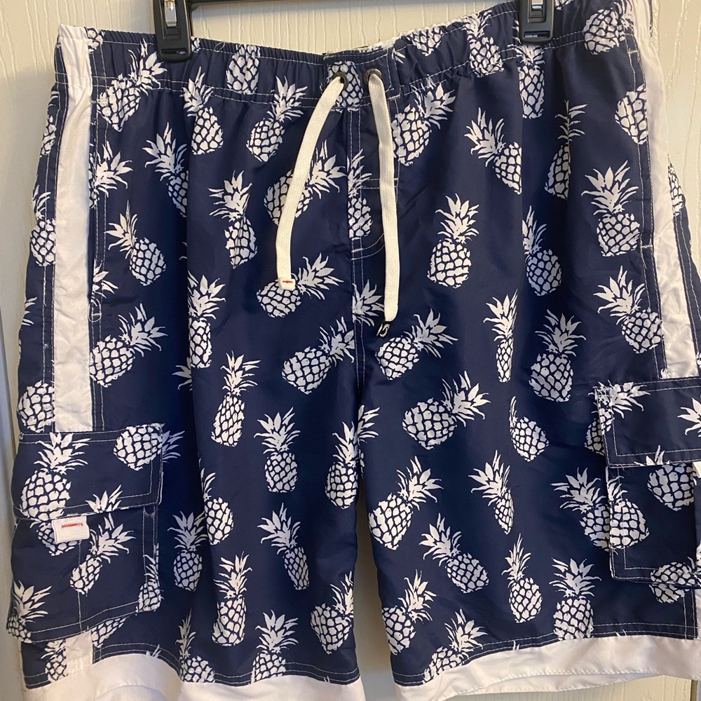 Men’s swim trunks